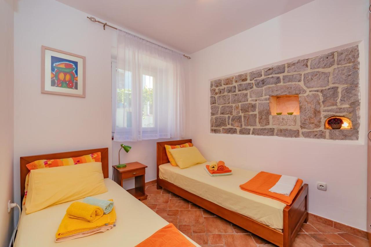 טיווט Apartments Bigovo Veljic מראה חיצוני תמונה