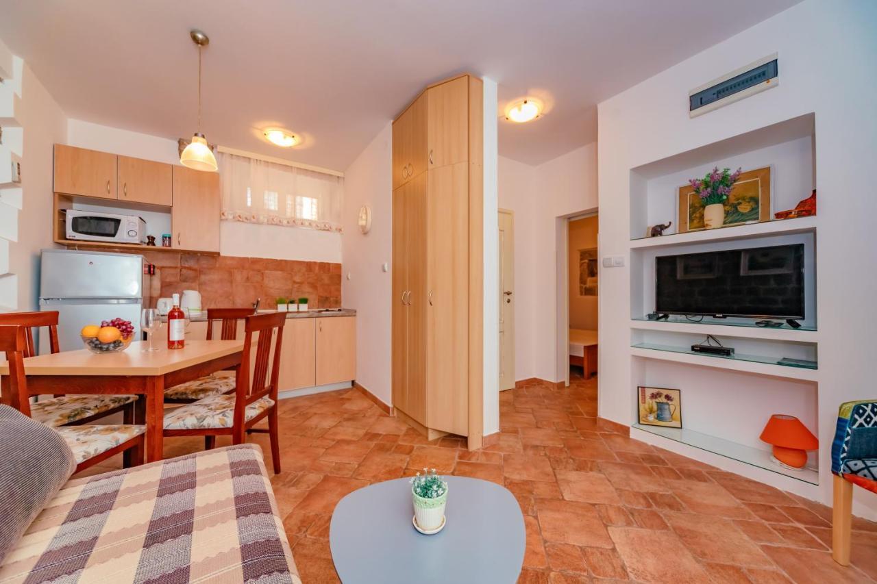 טיווט Apartments Bigovo Veljic מראה חיצוני תמונה