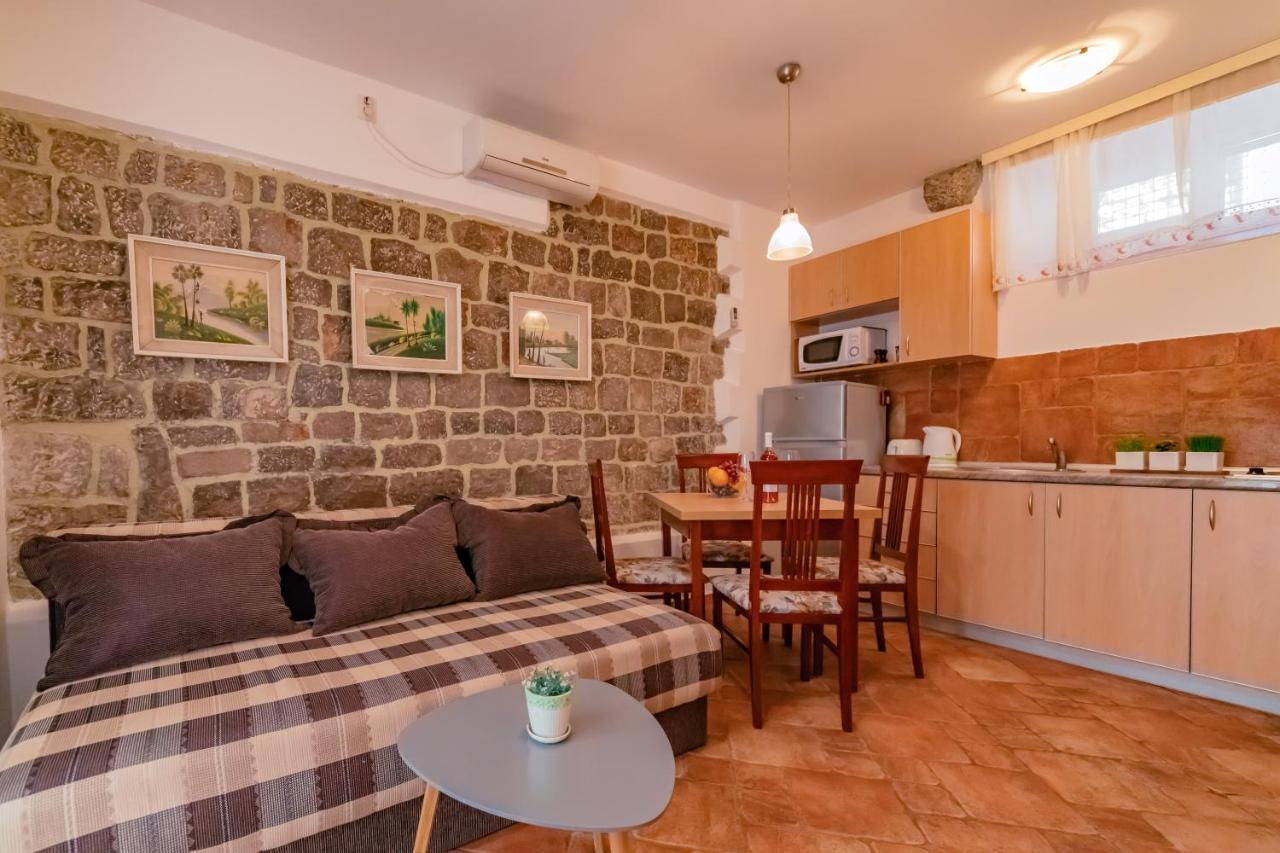 טיווט Apartments Bigovo Veljic מראה חיצוני תמונה