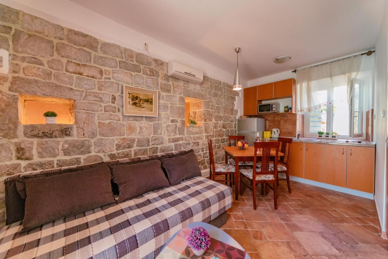 טיווט Apartments Bigovo Veljic מראה חיצוני תמונה