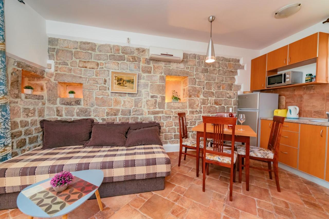 טיווט Apartments Bigovo Veljic מראה חיצוני תמונה