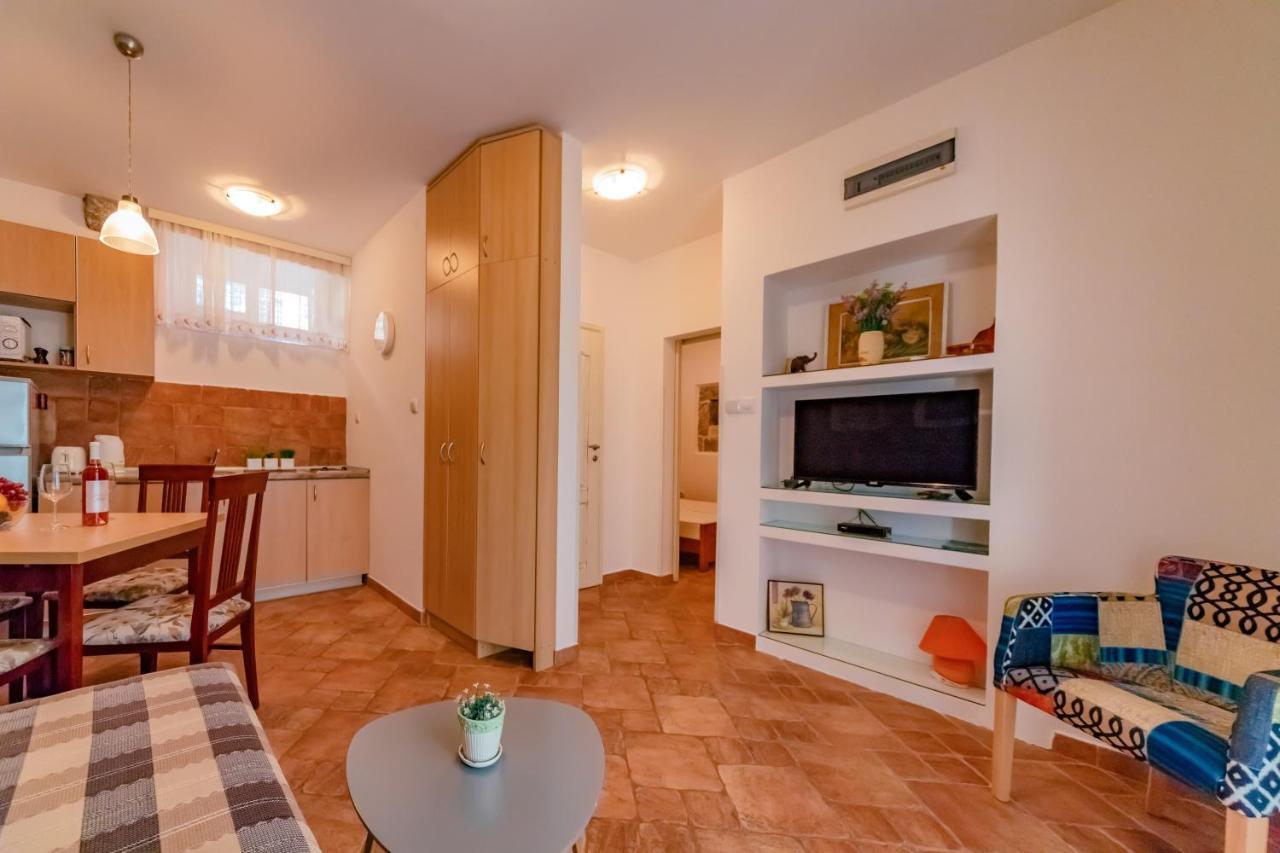 טיווט Apartments Bigovo Veljic מראה חיצוני תמונה