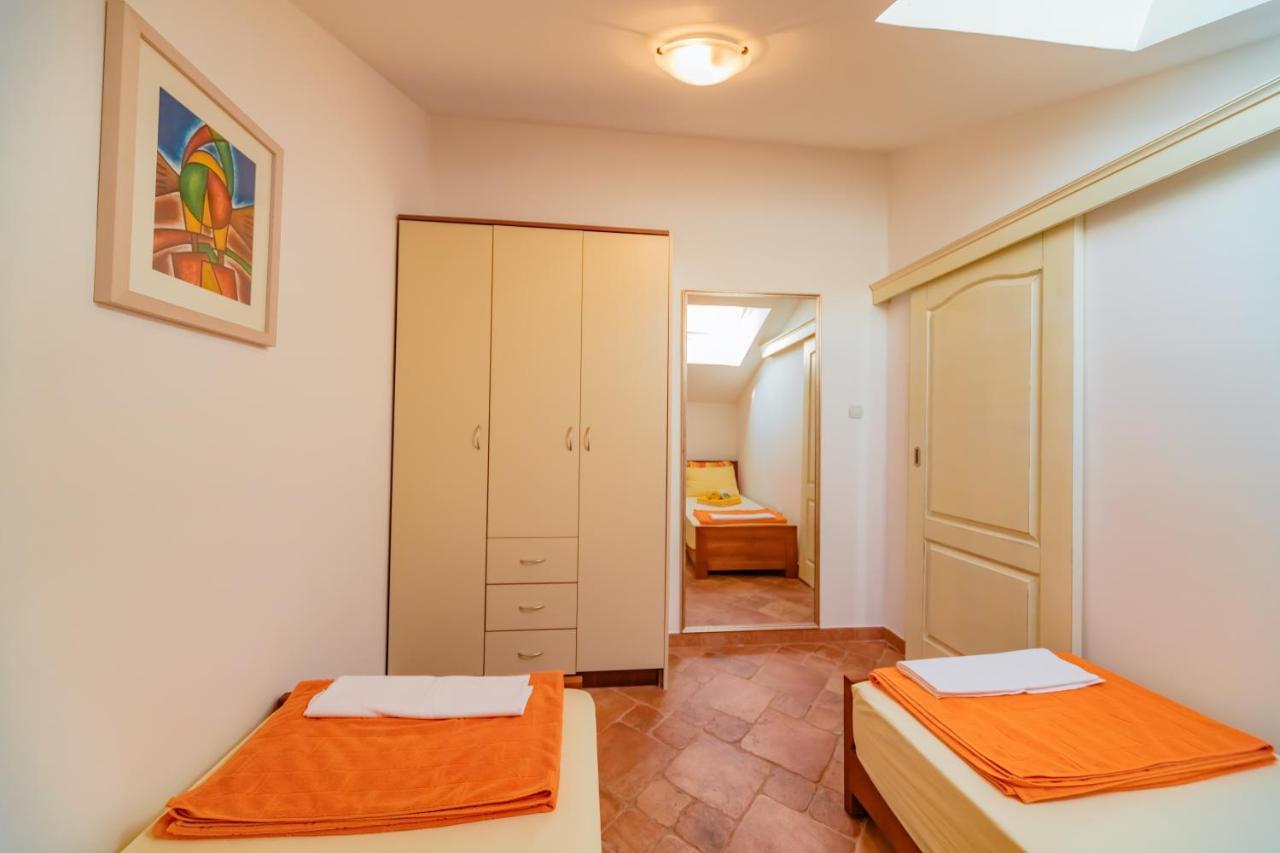טיווט Apartments Bigovo Veljic מראה חיצוני תמונה